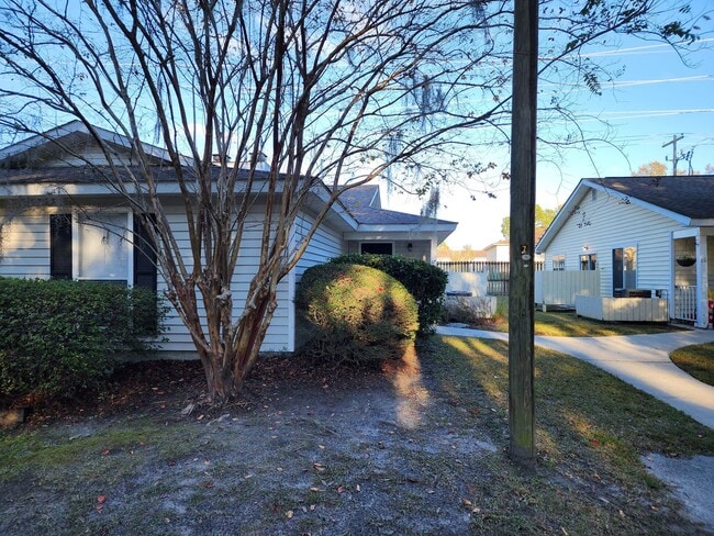 1211 King George Blvd in Savannah, GA - Building Photo - Building Photo