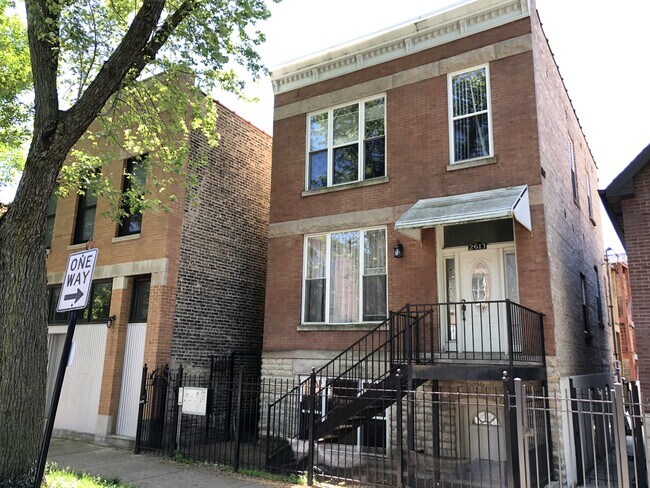 property at 2613 W Cortez St