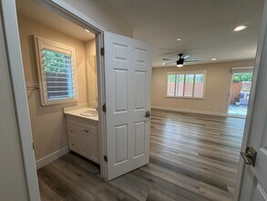 5728 Misty Wind Ct in Carmichael, CA - Building Photo - Building Photo