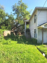 2110 Trenton Rd in Houston, TX - Building Photo - Building Photo