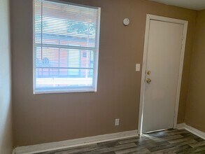 232 Chelsea St, Unit A-1 in Jacksonville, FL - Building Photo - Building Photo