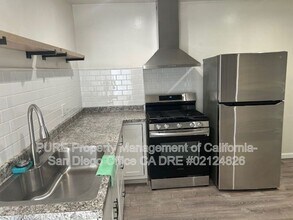 43 E J St in Chula Vista, CA - Building Photo - Building Photo