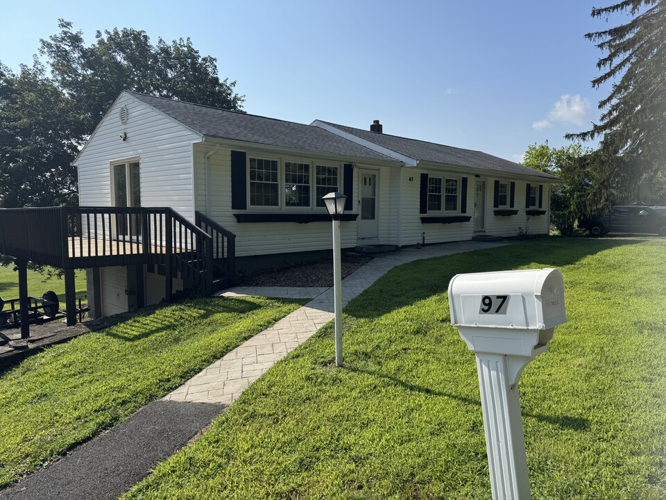 97 Bethlehem Rd in New Windsor, NY - Building Photo