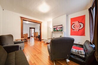 71 E Maynard Ave in Columbus, OH - Building Photo - Building Photo