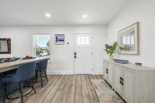 1611 Armistead St in College Station, TX - Foto de edificio - Building Photo