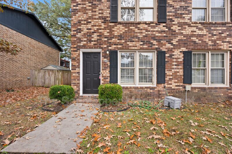 28 Crosscreek Dr in Charleston, SC - Building Photo