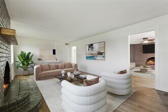 740 Davis Dr in Rockwall, TX - Building Photo - Building Photo