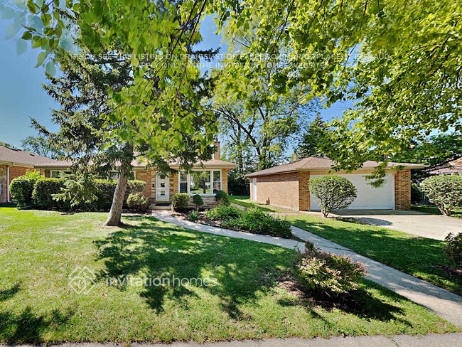 property at 7621 W Madison St