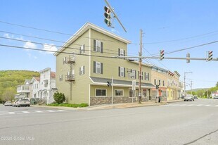 281 Main St in Richmondville, NY - Building Photo