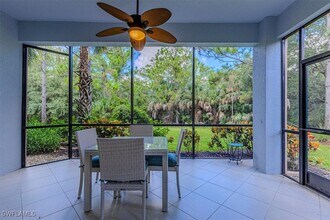 7837 Hawthorne Dr in Naples, FL - Building Photo - Building Photo