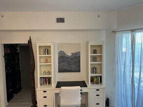 488 E Ocean Blvd in Long Beach, CA - Building Photo - Building Photo