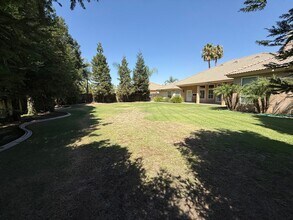 13701 Meritage Ct in Bakersfield, CA - Building Photo - Building Photo