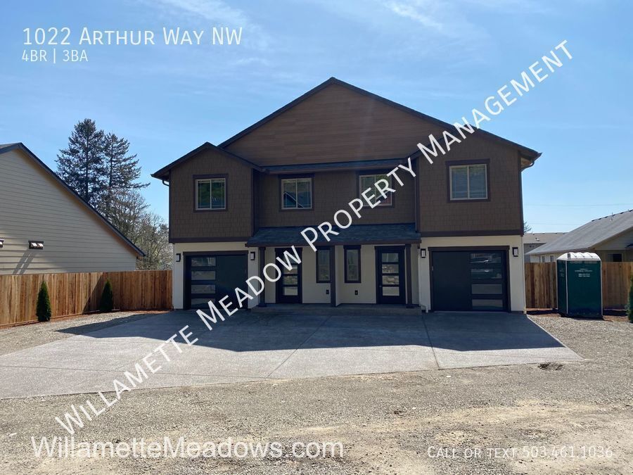 1022 Arthur Way NW in Salem, OR - Building Photo