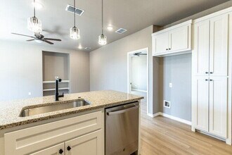 1607 Avenue O in Shallowater, TX - Building Photo - Building Photo