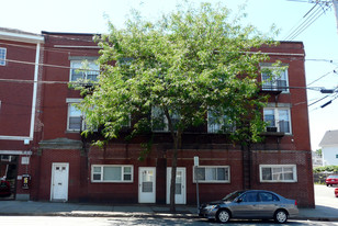 148 Washington St Apartments