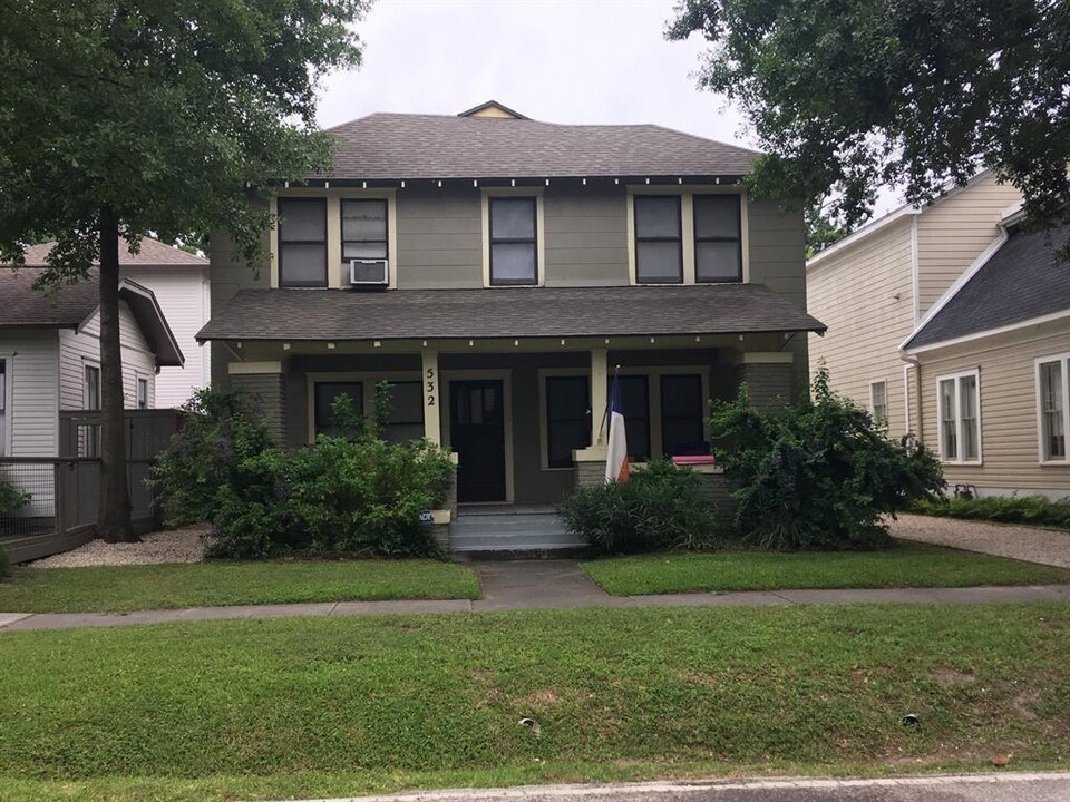532 Cortlandt St in Houston, TX - Building Photo