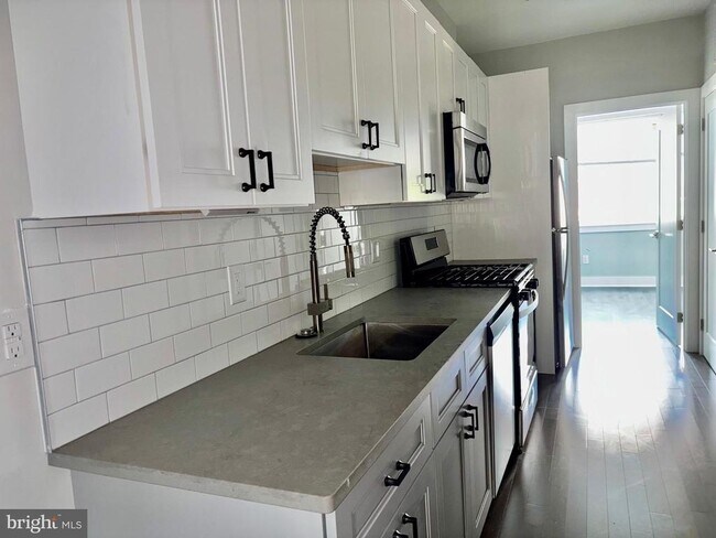 5334-36 Cedar Ave in Philadelphia, PA - Building Photo - Building Photo