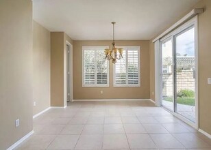 19730 Byrne Pl in Santa Clarita, CA - Building Photo - Building Photo