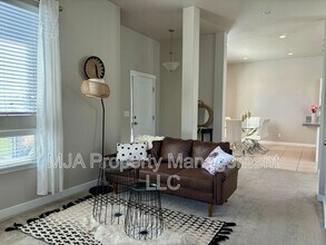 7947 S 5095 W in West Jordan, UT - Building Photo - Building Photo