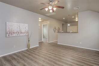 8113 Frye Ln in Oklahoma City, OK - Building Photo - Building Photo