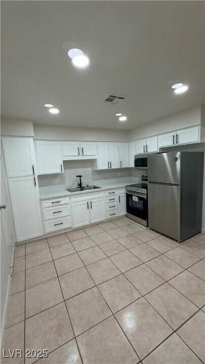 1961 Sycamore Ave in Pahrump, NV - Building Photo