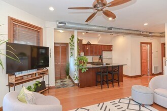 176 Hillside St in Boston, MA - Building Photo - Building Photo