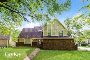 14707 S Murray Ln in Olathe, KS - Building Photo