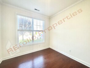523 Finnbar Dr in Cary, NC - Building Photo - Building Photo