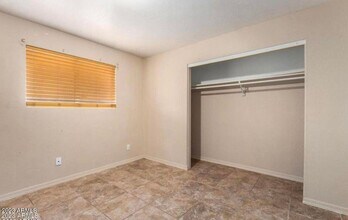 7101 N 36th Ave in Phoenix, AZ - Building Photo - Building Photo