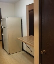 502 Columbia Dr in Columbia, MO - Foto de edificio - Building Photo