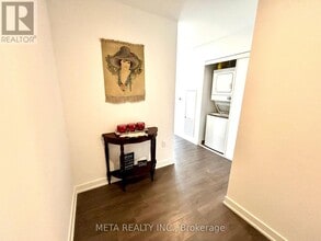 370-2370 Martha St in Burlington, ON - Building Photo - Building Photo