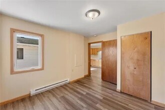 509 1st St SW, Unit 2 in Hinckley, MN - Building Photo - Building Photo