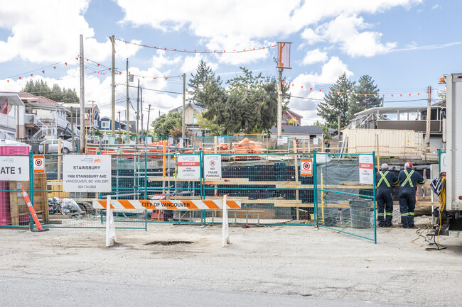 The Stainsbury in Vancouver, BC - Building Photo - Building Photo