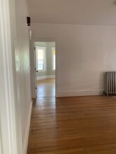 12 Quincy St, Unit 1 in Medford, MA - Building Photo - Building Photo