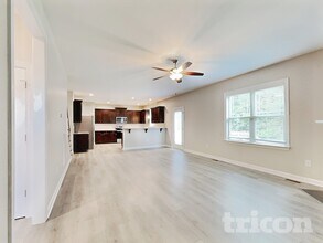 262 Dundalk Dr, Unit 4 in Zebulon, NC - Foto de edificio - Building Photo