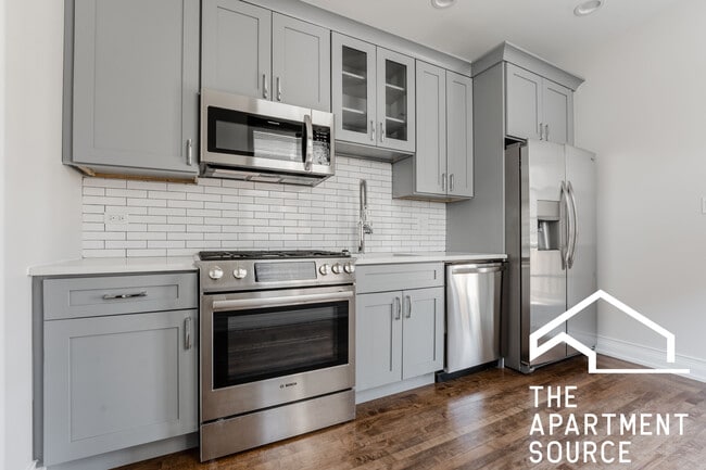 650 W Buckingham Pl, Unit 2N