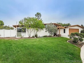 5532 Soderblom Ct in San Diego, CA - Building Photo - Building Photo