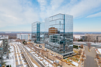 Reflections at Bloomington in Bloomington, MN - Building Photo - Building Photo