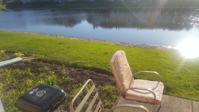 9030 W Heathwood Cir in Niles, IL - Building Photo - Building Photo