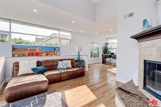 650 Pacific St in Santa Monica, CA - Building Photo - Building Photo