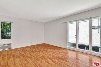 1319 Stanley Ave in Glendale, CA - Building Photo - Building Photo