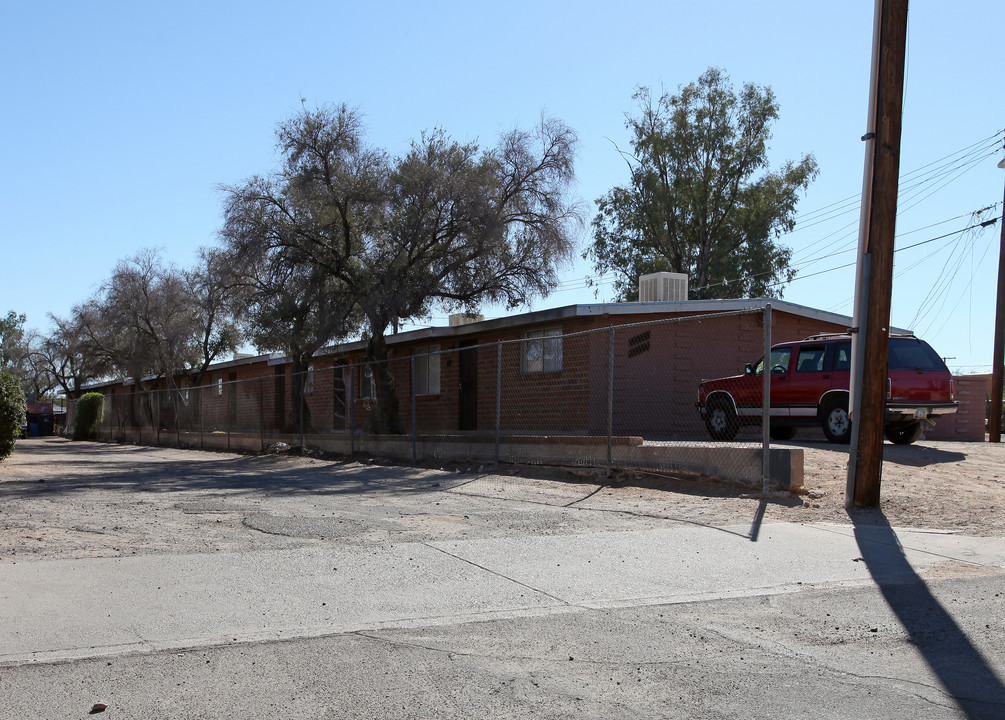 3030 N Estrella Ave in Tucson, AZ - Building Photo