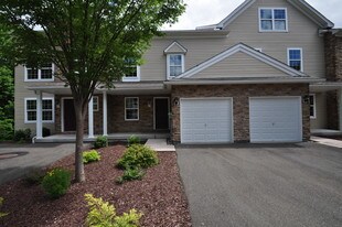 Mountain Hollow Estates Apartments