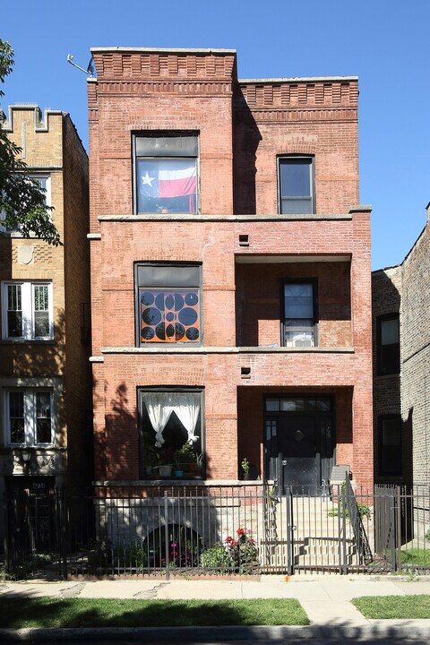 4738 N Ashland Ave in Chicago, IL - Building Photo