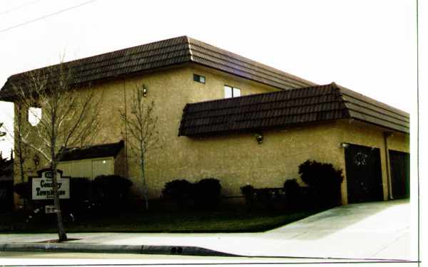4838 W Avenue L10 in Lancaster, CA - Foto de edificio - Building Photo