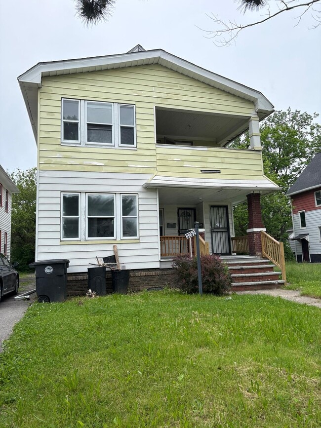 property at 3252 E 118th St