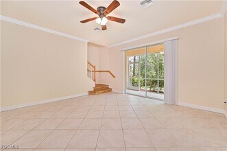 10288 Via Colomba Circle in Ft. Myers, FL - Foto de edificio - Building Photo