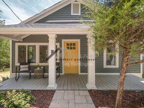 1010 Cole St in Durham, NC - Building Photo - Building Photo