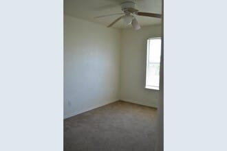 1812 Bowie St in West Orange, TX - Building Photo - Building Photo