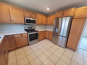 2255 Vesterheim St in Eau Claire, WI - Building Photo - Building Photo